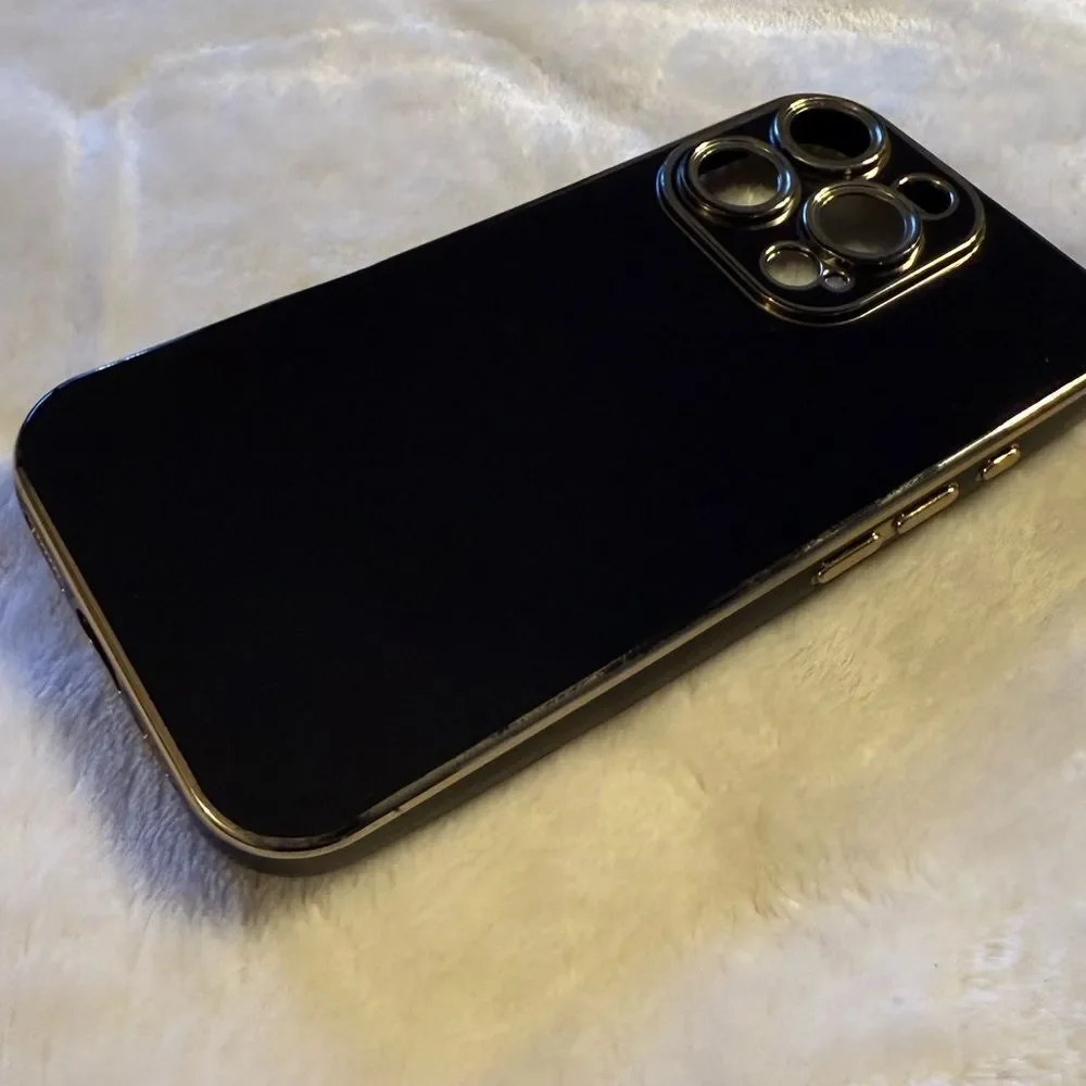 Black and Gold I Phone Case